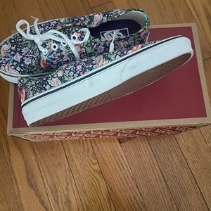 Floral vans